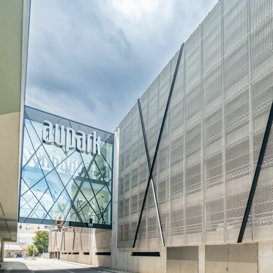 Façade panels for a shopping centre