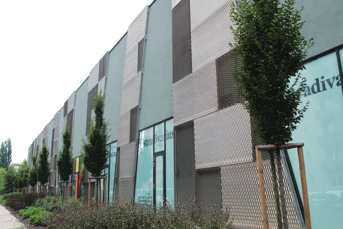 Decorative cladding and covering elements